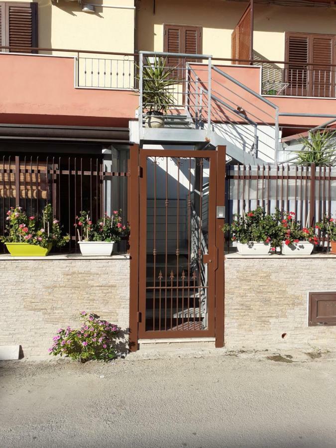 Sophia Appartament Appartement Trappeto  Buitenkant foto